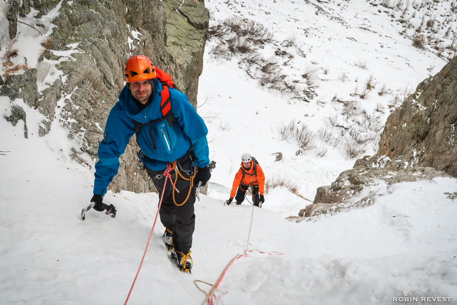 Alpinisme hivernal dans les Hautes Alpes