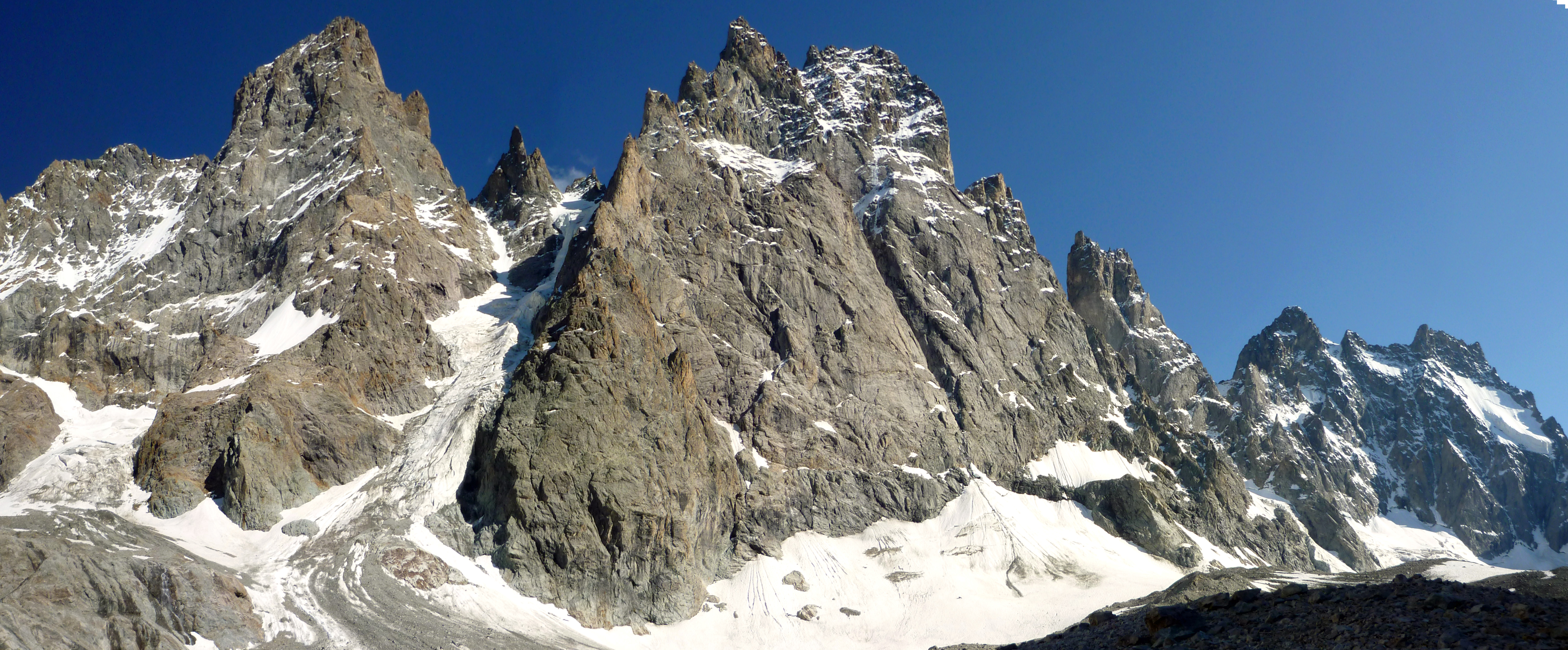 Les faces nord du glacier noir